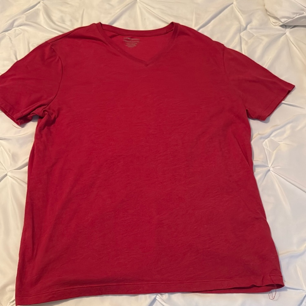 L Banana Republic T-Shirt